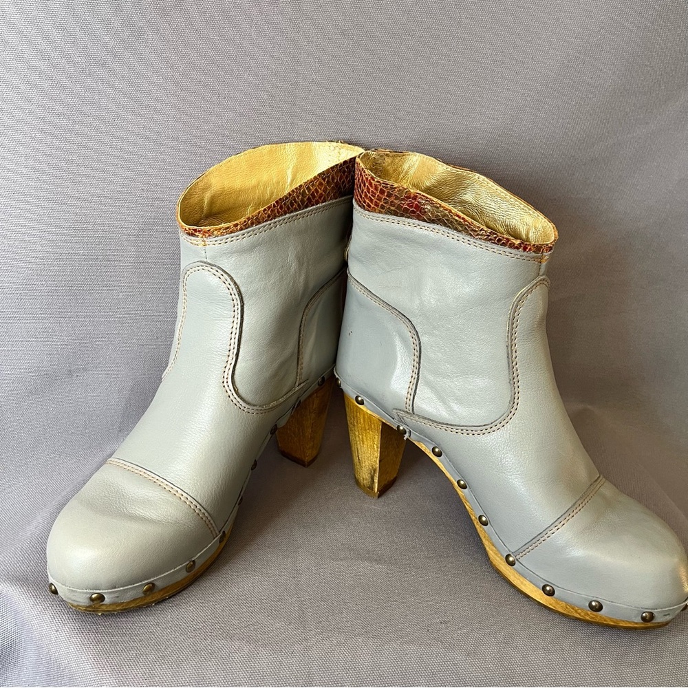 Sanita Danish Wood Clog, Gray Leather Boots w/ Metallic Brown Snake Accent